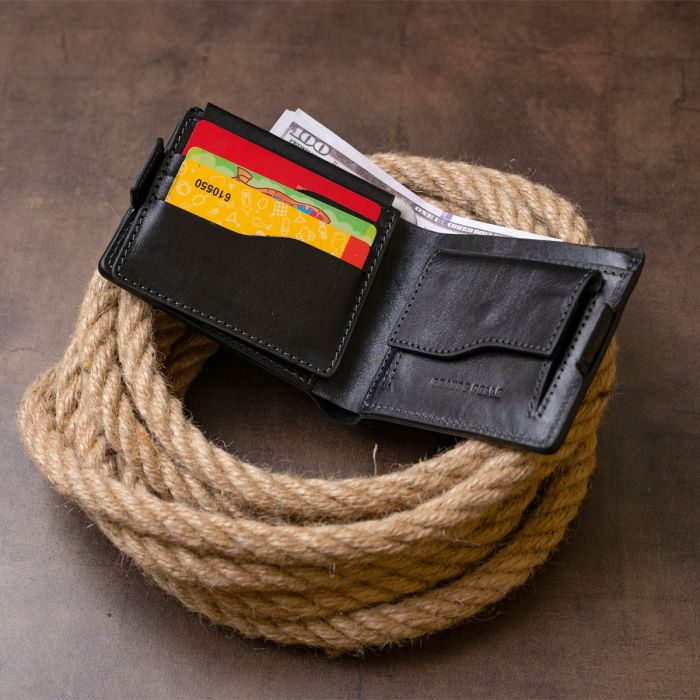 Портмоне горизонтальное Amico на магните на два отделения Grande Pelle 11320 черное