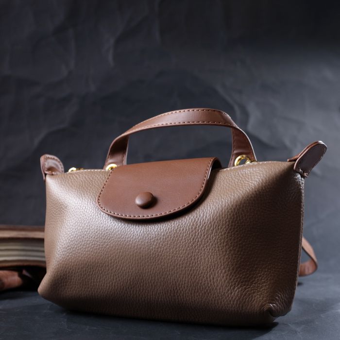 Идеальная женская сумка с интересным клапаном из натуральной кожи Vintage 22251 бежевая.