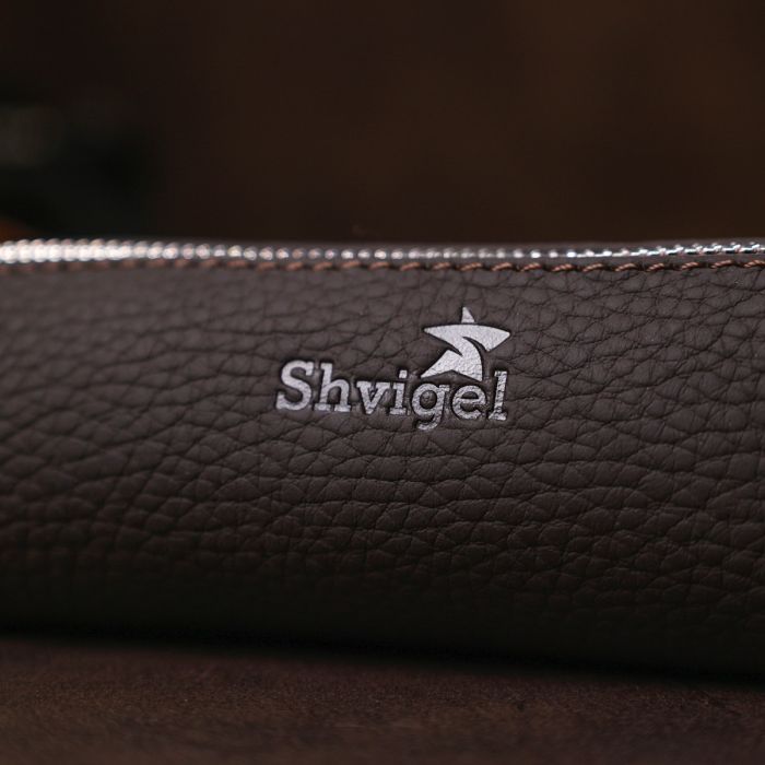 Матова шкіряна ключниця Shvigel 16545 коричнева