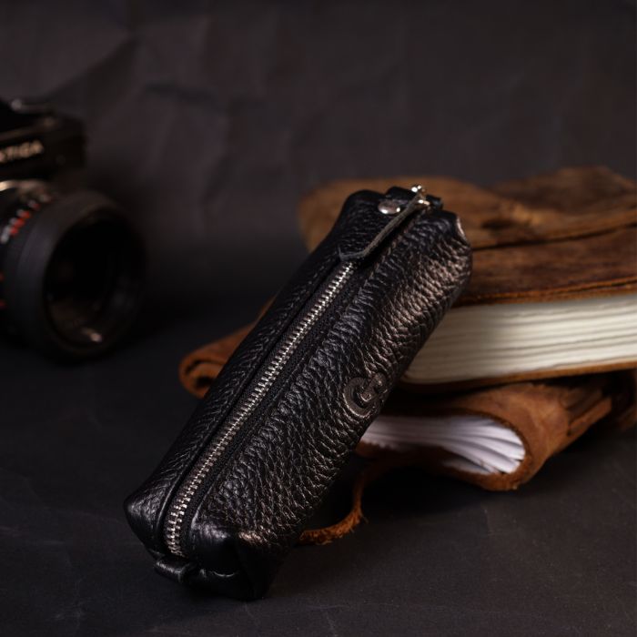 Практическая кожаная ключница Grande Pelle 11637 черный