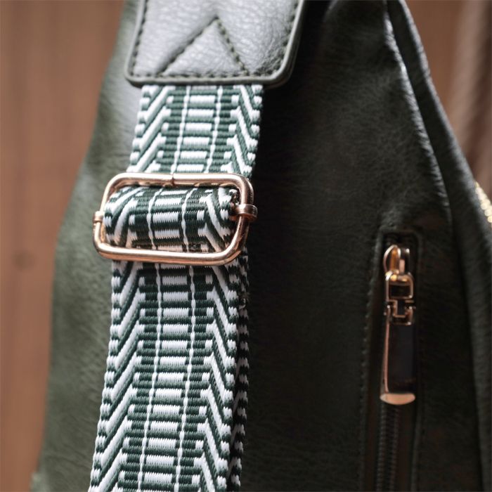 Зручна жіноча сумка з однією лямкою через плече з екошкіри Vintage 22756 зелена