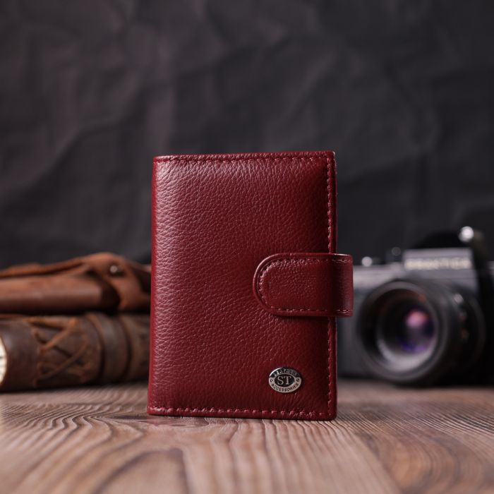 Практична візитниця з натуральної шкіри ST Leather 22468 бордова