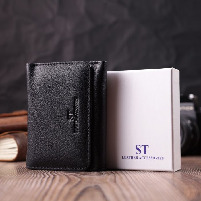 Шкіряний лаконічний гаманець для жінок ST Leather 22506 чорний
