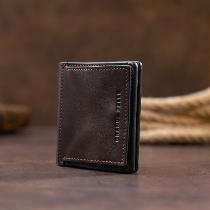 Вертикальне глянсове портмоне з накладною монетницею Grande Pelle 11330