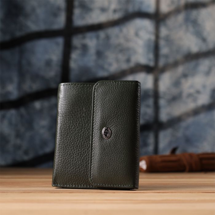 Жіночий гаманець середнього розміру із натуральної шкіри ST Leather 23074 зелений