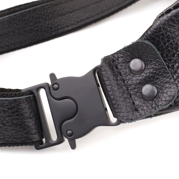 Зручна сумка бананка для чоловіків із зернистої натуральної шкіри Shvigel 23136 чорна