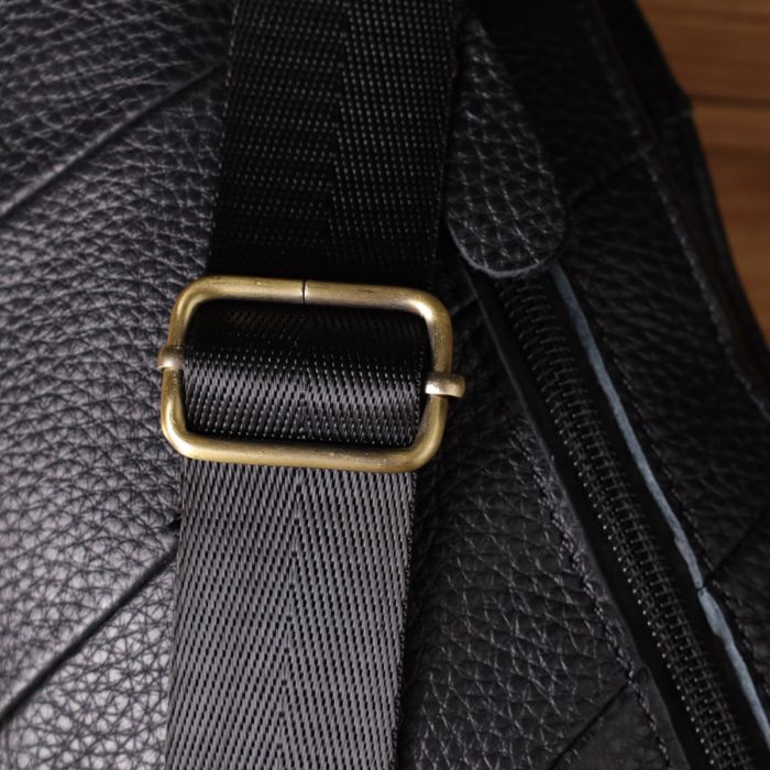 Сумка цікавої форми через плече з натуральної шкіри Vintage 22958 чорна