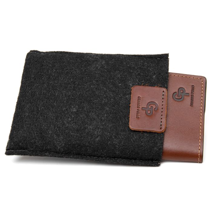 Обложка на паспорт из натуральной кожи Grande Pelle 11485 коричневый