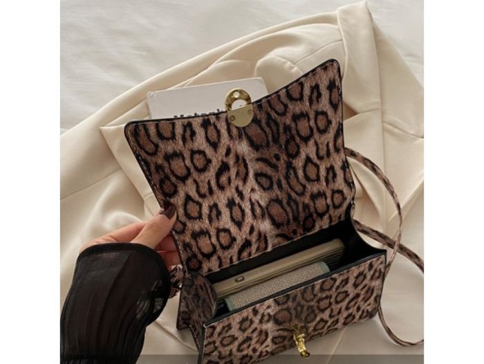 Стильне кроссбоді еко-шкіра лео Lilly P1-369-9075LB коричневе