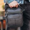 Чоловічий шкіряний месенджер 18x22x8, сумка планшет через плече Tiding Bag A25F-1519A чорний