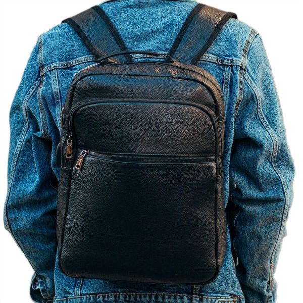 Чоловічий шкіряний рюкзак для поїздок і прогулянок чорний Tiding Bag B72-57357