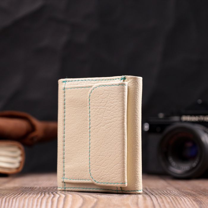 Стильний невеликий гаманець для модниць з натуральної шкіри ST Leather 19506 бежевий