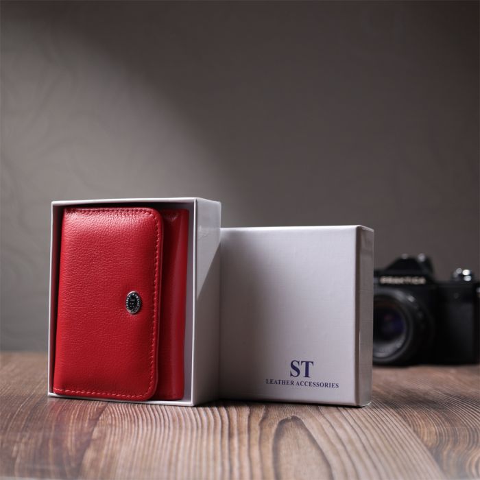 Жіночий гаманець горизонтального формату ST Leather 22721 червоний