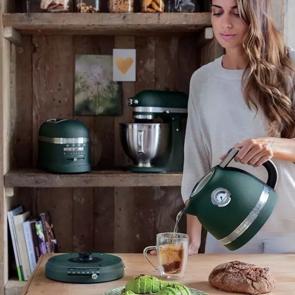 Електрочайник KitchenAid Artisan 1,5 л 5KEK1522EPP пальмовий