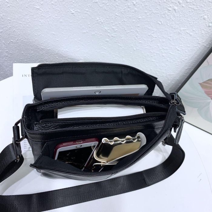 Чоловіча шкіряна сумка-месенджер, барсетка на одне плече 22x26x6 Tiding Bag 75-5271 чорна