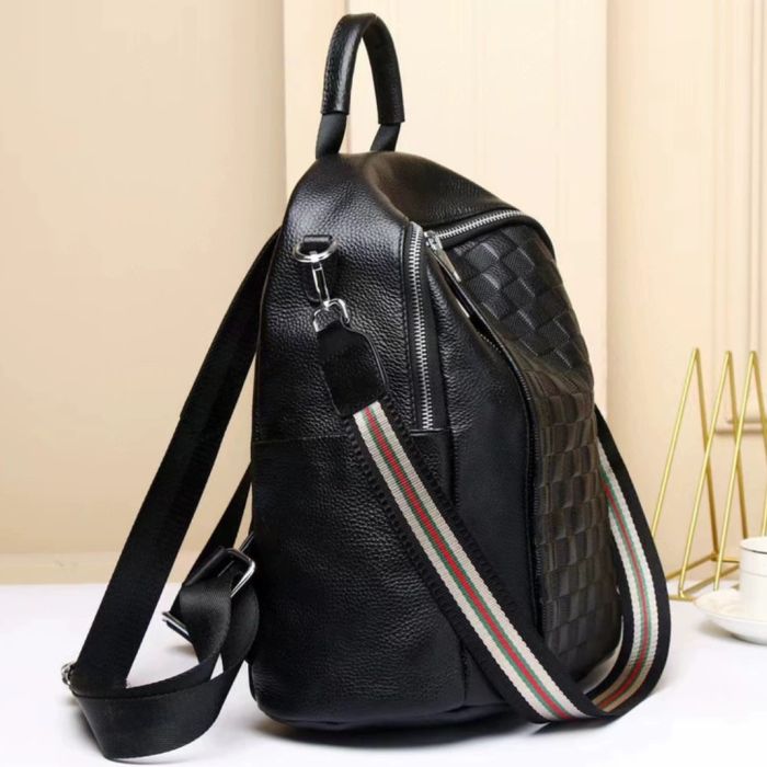 Кожаный женский рюкзак с тиснением 42147 Tiding Bag черный
