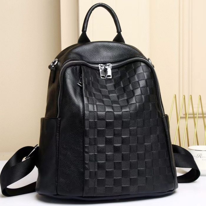 Кожаный женский рюкзак с тиснением 42147 Tiding Bag черный