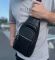 Мужская сумка-слинг кожаная 18х32х7 для прогулок Tiding Bag A25F-5060A черная