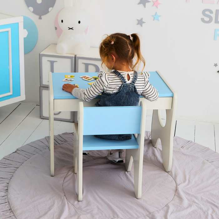 Стільчик для дитячої кімнати 55×37×33 дитячий зручний стілець для ігор, білий з блакитним
