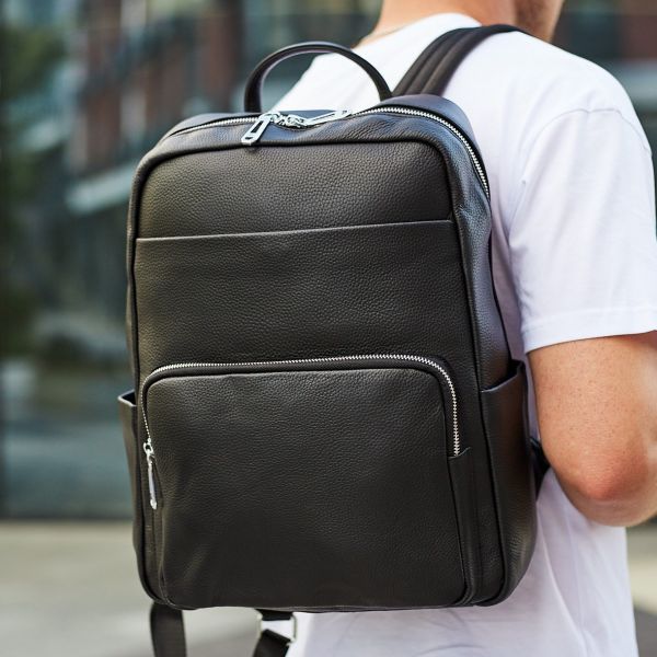 Мужской кожаный рюкзак для ноутбука и путешествий черный Tiding Bag 59331