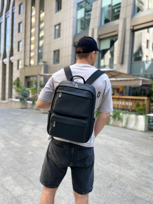 Мужской кожаный рюкзак для ноутбука и путешествий Tiding Bag SB-133863 черный