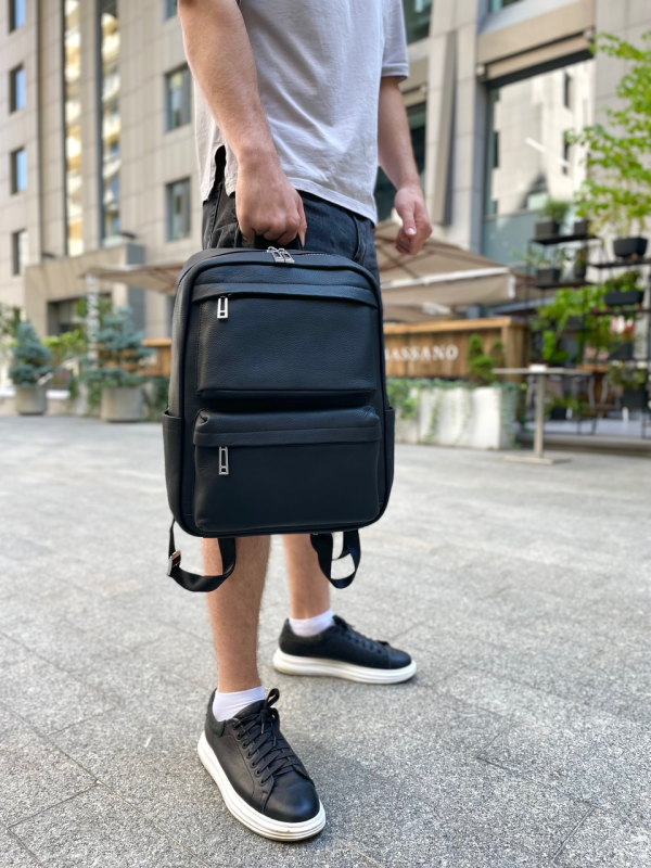 Мужской кожаный рюкзак для ноутбука и путешествий Tiding Bag SB-133863 черный