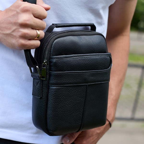Чоловіча сумка-меседжер шкіряна 24х18х7 для телефона Tiding Bag чорна