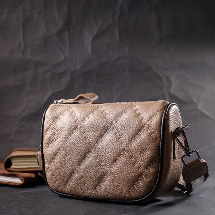 Напівкругла сумка крос-боді для жінок з натуральної шкіри Vintage 22392 бежева
