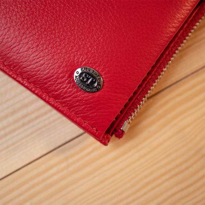 Яскравий жіночий гаманець-клатч ST Leather 19374 червоний