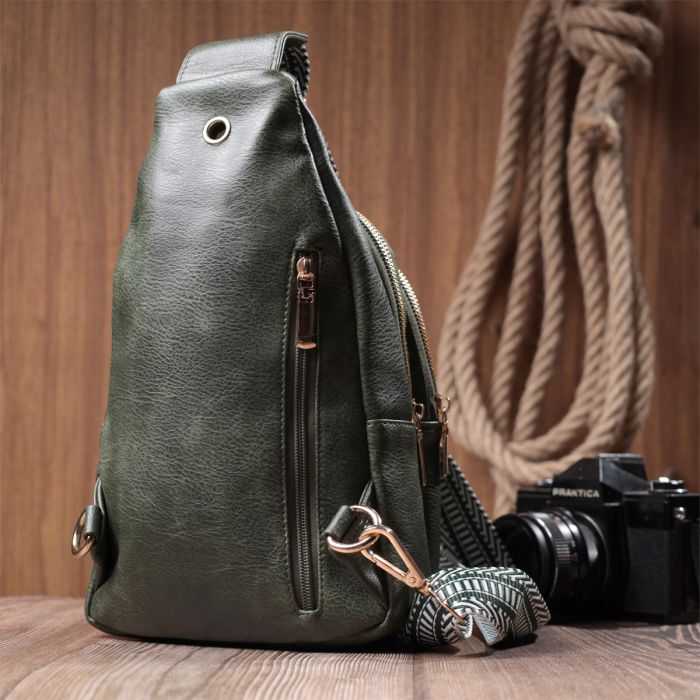 Зручна жіноча сумка з однією лямкою через плече з екошкіри Vintage 22756 зелена