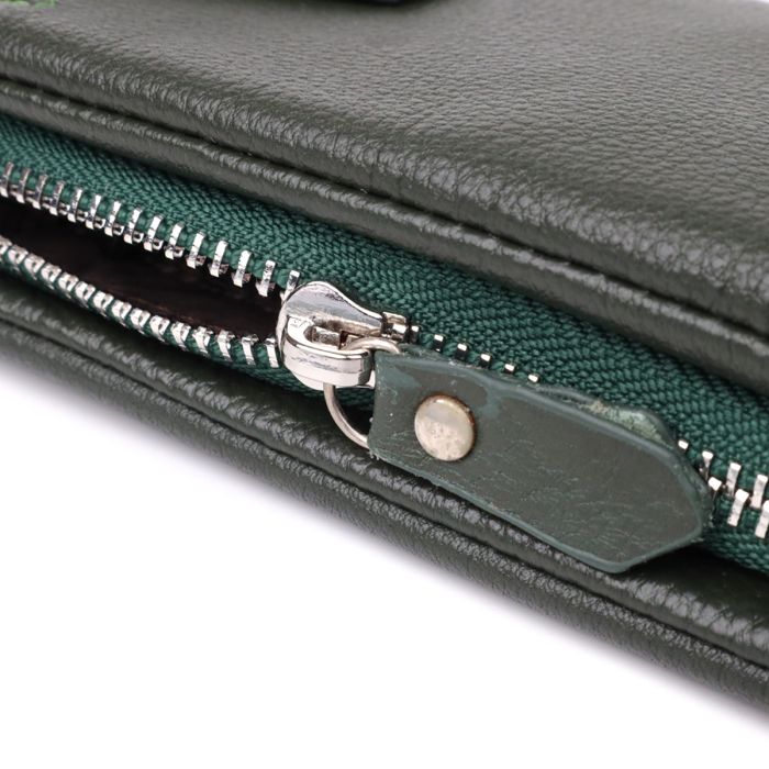 Стильний гаманець для жінок з відділенням під телефон ST Leather 23103 зелений