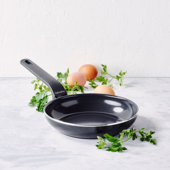 Набор сковородок GreenPan Essence Magneto 20+28 см с керамическим покрытием (CC006340-001)