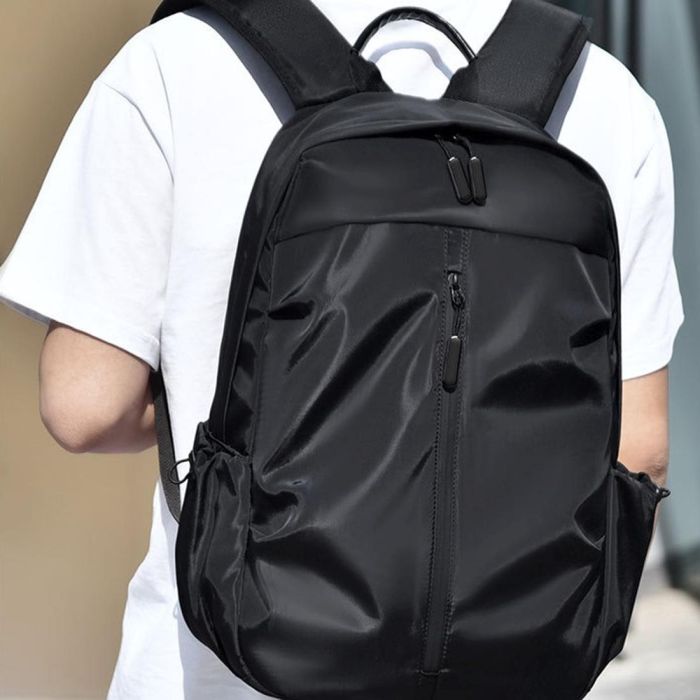 Місткий текстильний чорний рюкзак Confident ANT02-8395A
