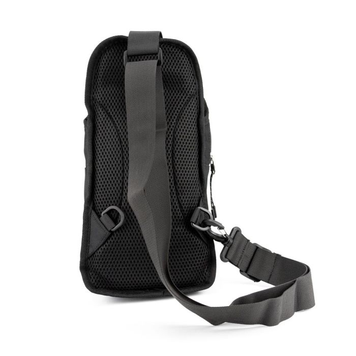 Невеликий стильний тканинний слінг Confident AT09-T-24908A чорний