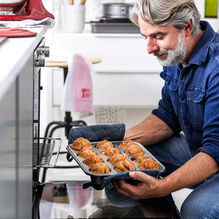 Форма для випічки мафінів KitchenAid 41х28х4 см на 12 шт (CC003296-001)