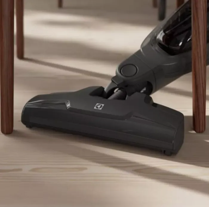 Пилосос акумуляторний ELECTROLUX ES31CB18SH