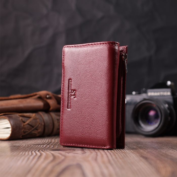 Кожаный женский кошелек в три сложения ST Leather 22489 бордовый