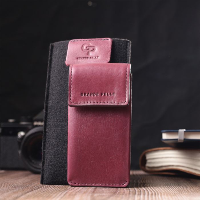 Ключница для женщин в виде футляра из натуральной кожи GRANDE PELLE 22572 бордовая