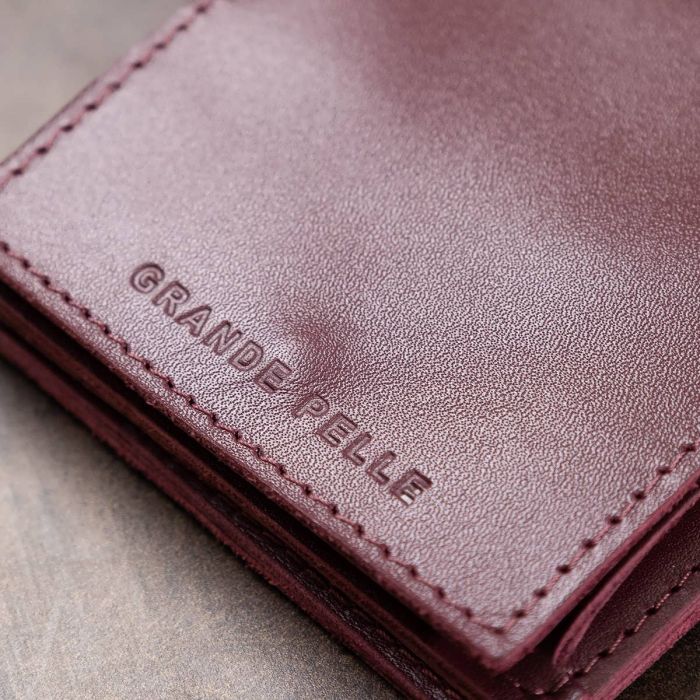 Шкіряне жіноче портмоне Grande Pelle 11518 бордове