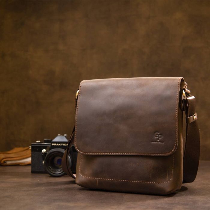 Чоловіча сумка-месенджер Grande Pelle 11432 коричневий