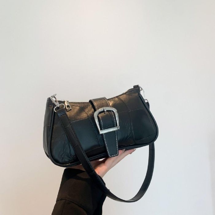 Подовжена сумка через плече з екошкіри Lilly P2-8577-1A чорна