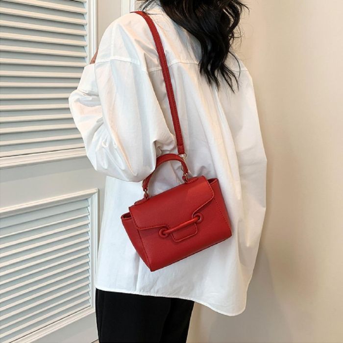 Мини-сумочка через плечо из экокожи Lilly P2-8579R красная