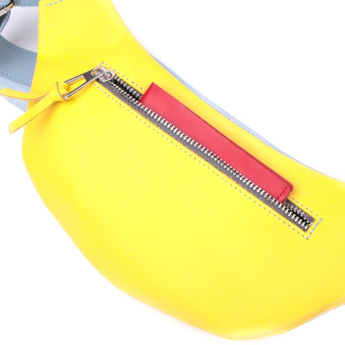 Патриотическая кожаная сумка-бананка комби двух цветов Сердце Grande Pelle 16760 желто-голубая
