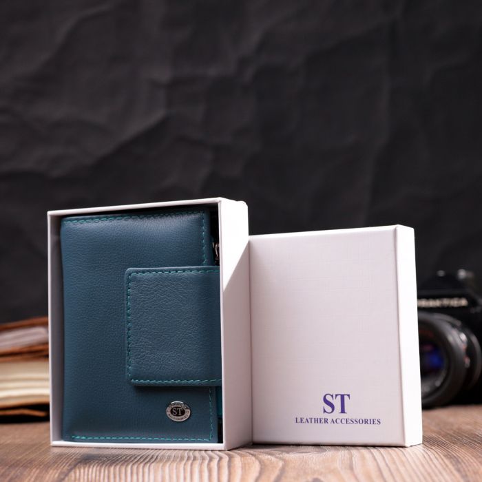 Жіноче портмоне з оригінальною монетницею з натуральної шкіри ST Leather 19450 бірюзовий