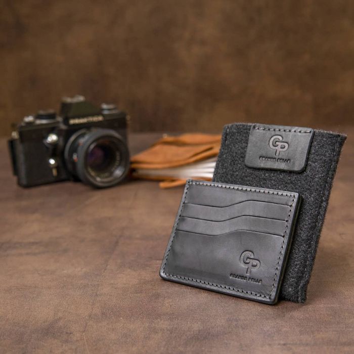 Практичний шкіряний картхолдер Grande Pelle 11499 чорний