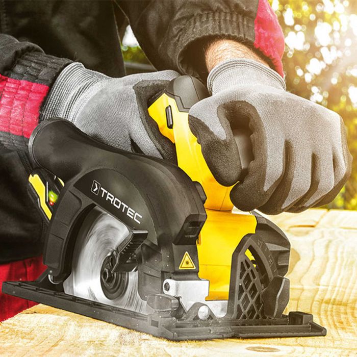 Пила циркулярная аккумуляторная Trotec PCSS 10-20V + кейс (4430000110)