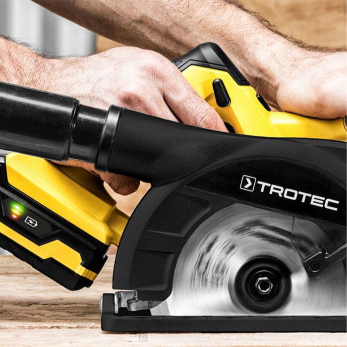 Пила циркулярная аккумуляторная Trotec PCSS 10-20V + кейс (4430000110)