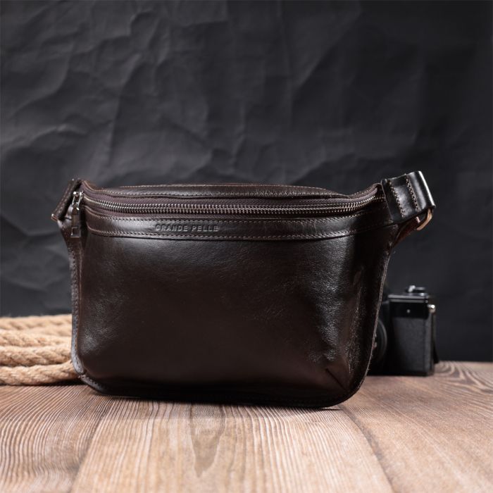 Стильная бананка для мужчин из натуральной кожи GRANDE PELLE 22814 коричневая