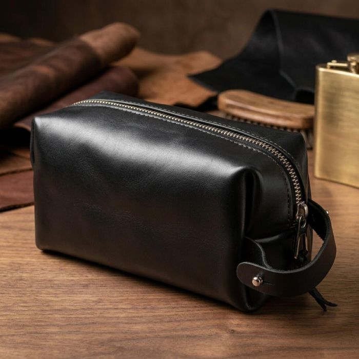 Шкіряна чоловіча косметичка Grande Pelle 11415 чорний