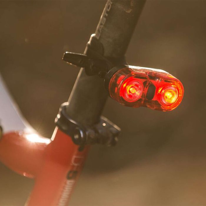 Ліхтар велосипедний задній Mactronic Wall'e (18 Lm) (L-BPM-2SL)